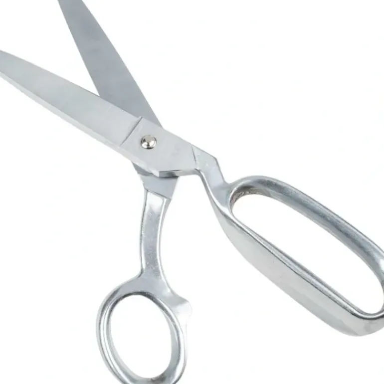 Klein Tools G8210LRXB Bent Trimmer w/Ring, Extra Blunt, Serrated 10-Inch - One-stop shop for professional tools and equipment.