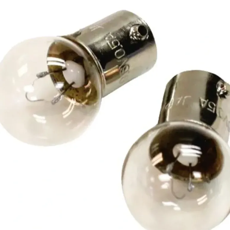Makita 192241-3 Light Bulb, 2/pk - One-stop shop for professional tools and equipment.